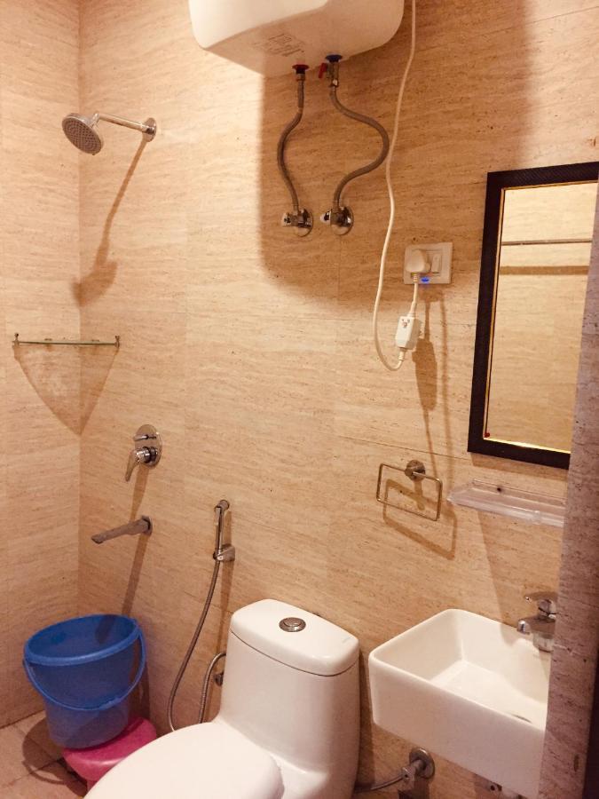 Hotel Golden Bliss At New Delhi Airport מראה חיצוני תמונה